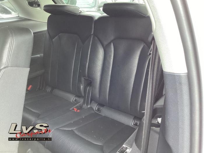 Audi Q7 Rear bench seat