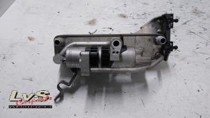 Gebruikte Airco Condensor BMW 3 serie Touring (F31) 320i 2.0 16V Prijs € 100,00 Margeregeling aangeboden door LvS Carparts