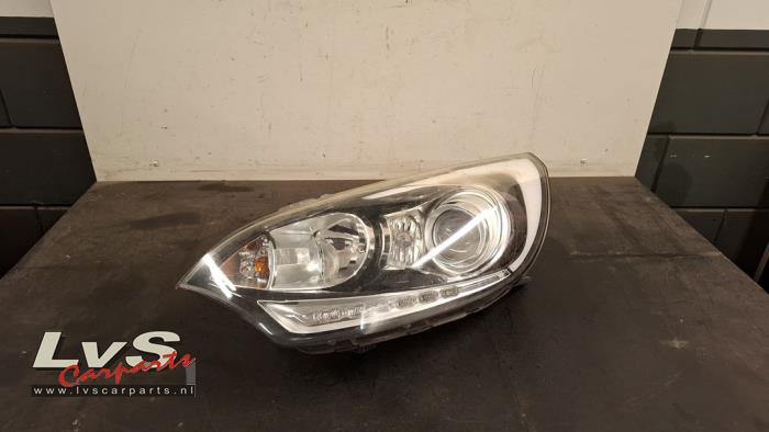 Kia Rio Koplamp links