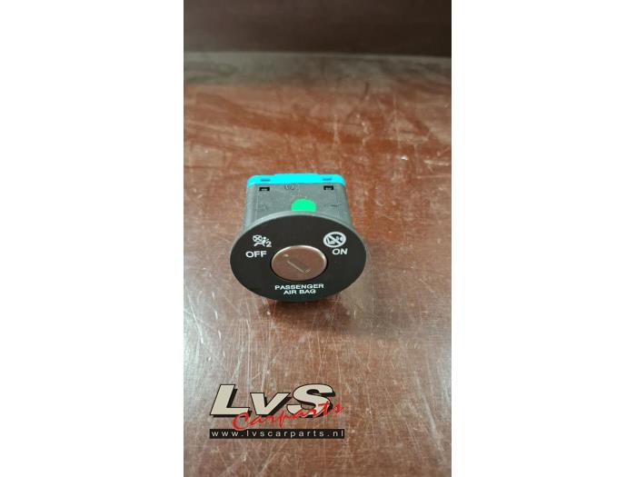 Hyundai I20 Airbag schakelaar