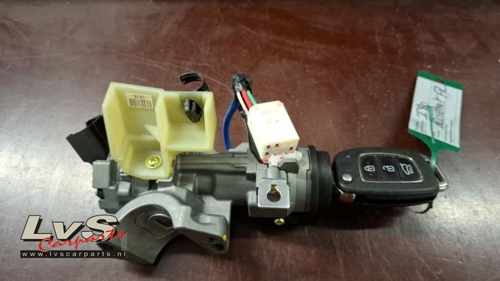 Hyundai I20 Kontaktslot+Sleutel