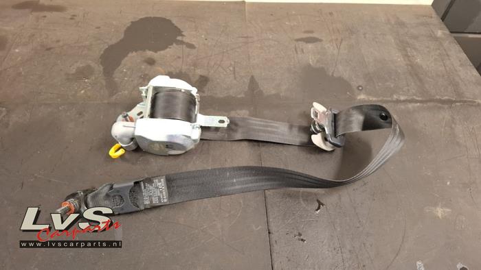 Kia Rio Tendeur de ceinture gauche