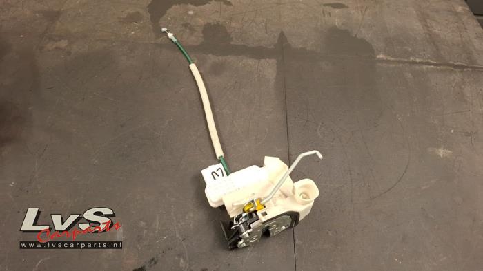 Kia Rio Serrure portière mécanique 4portes avant gauche