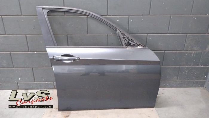 BMW 1-Serie Tür 4-türig rechts vorne
