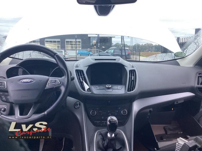 Ford Kuga Airbag set + dashboard