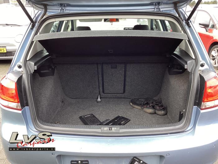 Volkswagen Golf Hoedenplank