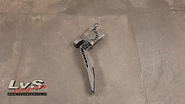 Suzuki Ignis Gaspedaal