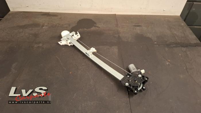 Suzuki Ignis Ruitmechaniek 4Deurs links-voor