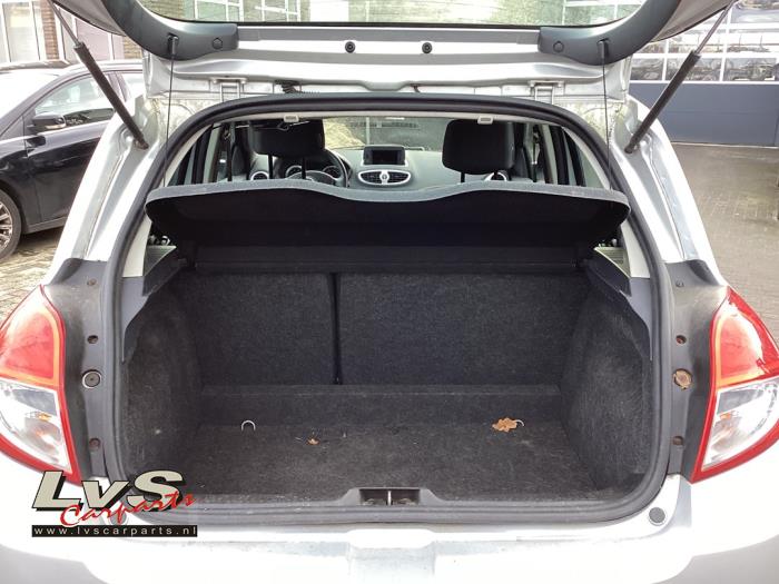 Renault Clio Hoedenplank