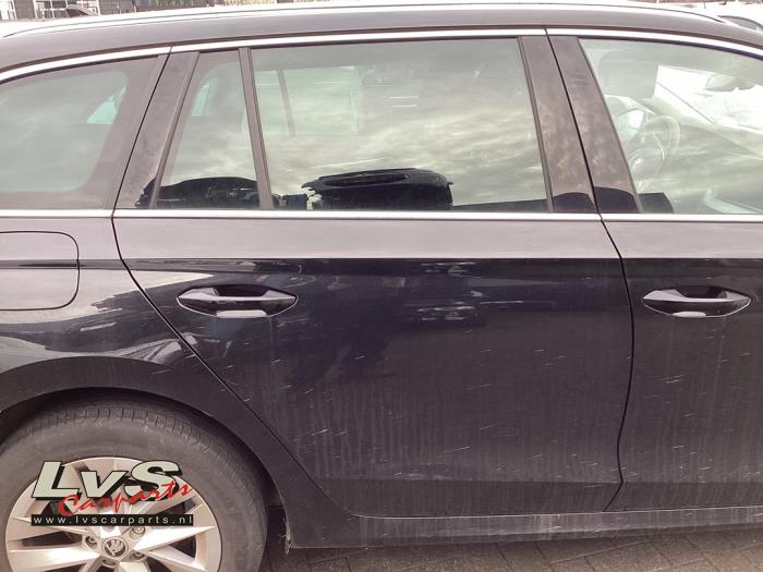 Skoda Octavia Portier 4Deurs rechts-achter