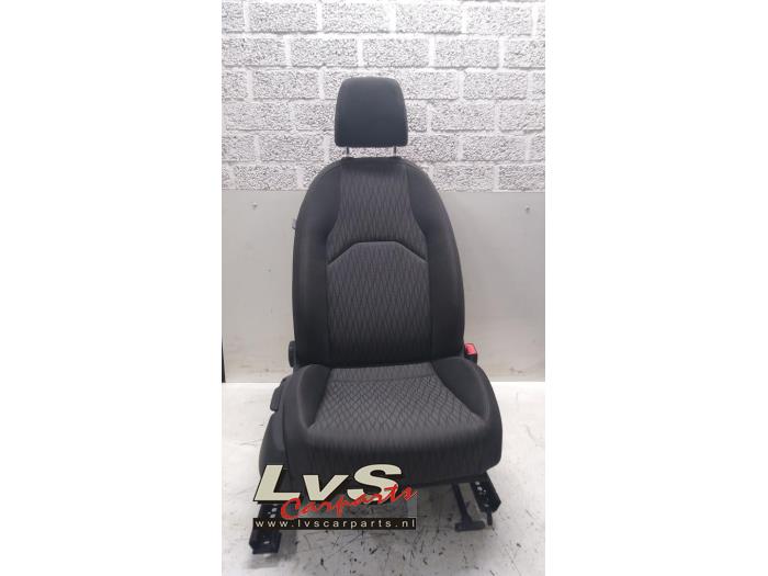 Seat Leon Stoel rechts