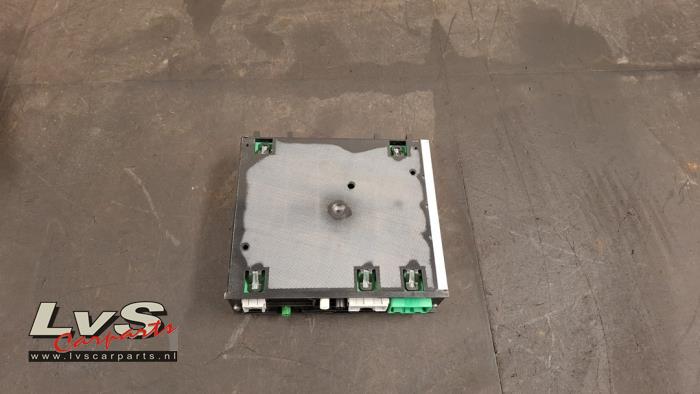 Opel Astra Module radio