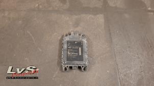 Gebruikte Radar sensor Peugeot 308 SW (L4/L9/LC/LJ/LR) 2.0 GT HDi, Blue HDi 16V Prijs € 275,00 Margeregeling aangeboden door LvS Carparts