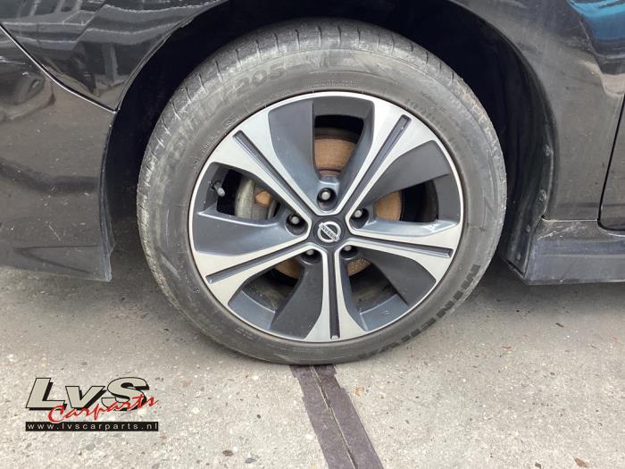 Nissan Leaf Velgen set + banden