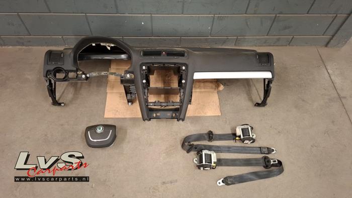Skoda Octavia Kit airbag + tableau de bord