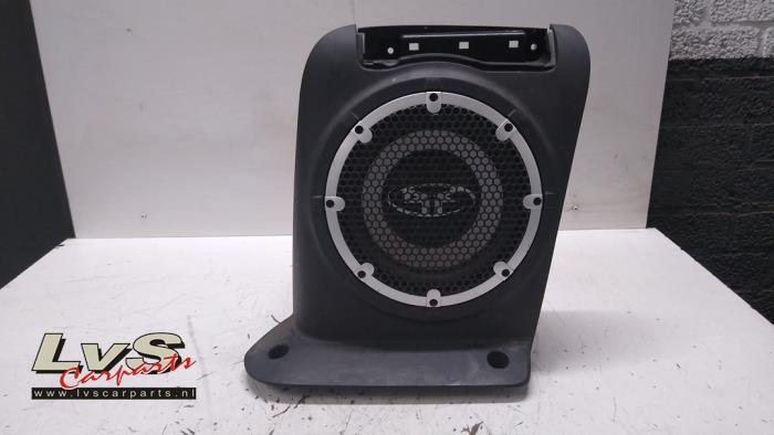 Mitsubishi Outlander Caisson de graves