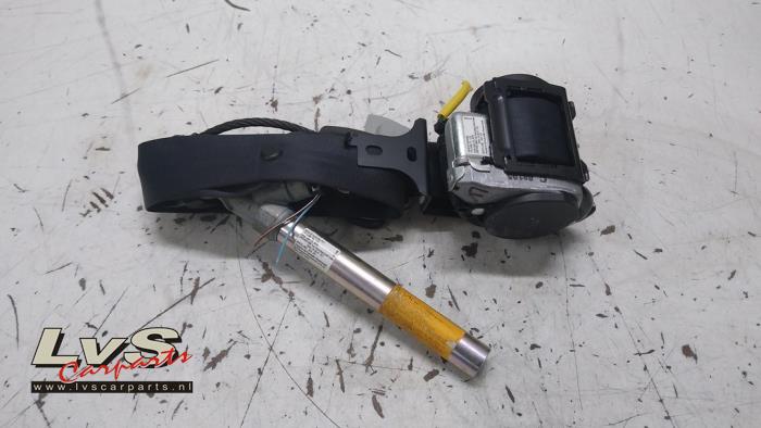 Mitsubishi Outlander Tendeur de ceinture gauche