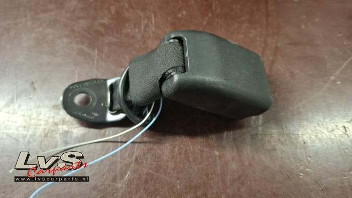 Toyota Aygo Insertion ceinture de sécurité arrière gauche