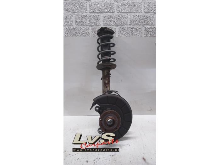 Volkswagen Tiguan Barre amortisseur avant gauche