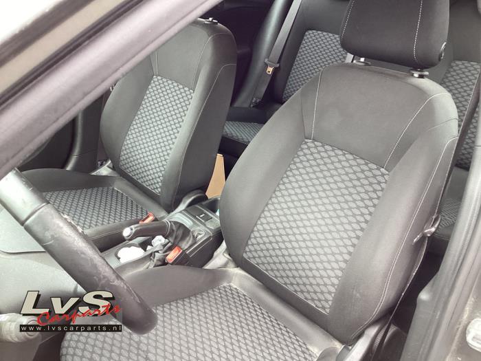 Opel Astra Kit revêtement (complet)