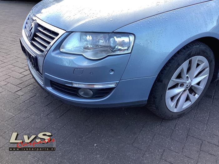 Volkswagen Passat Pare-chocs avant