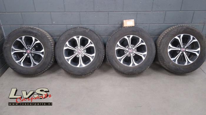 Fiat Fullback Felgen Set + Reifen