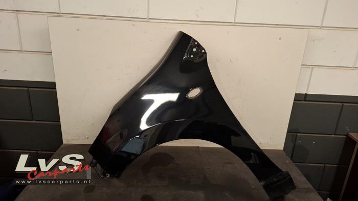 Suzuki Alto Aile avant gauche