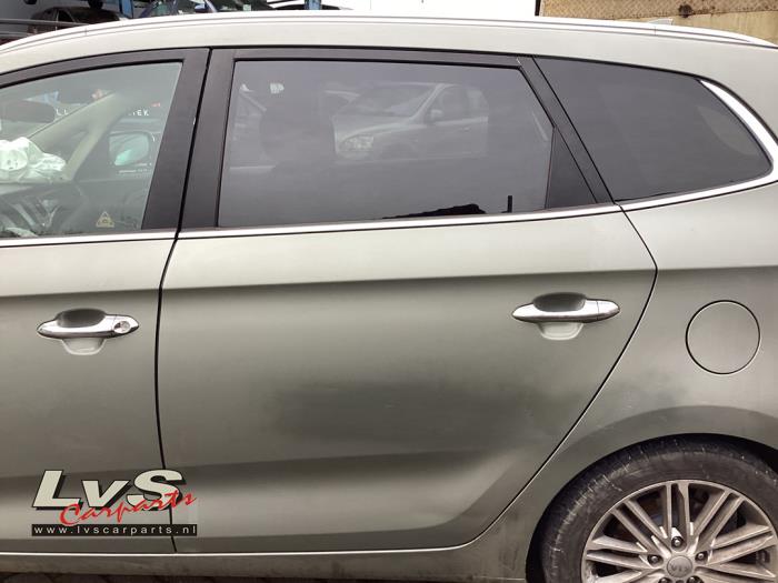 Kia Carens Rear door 4-door, left