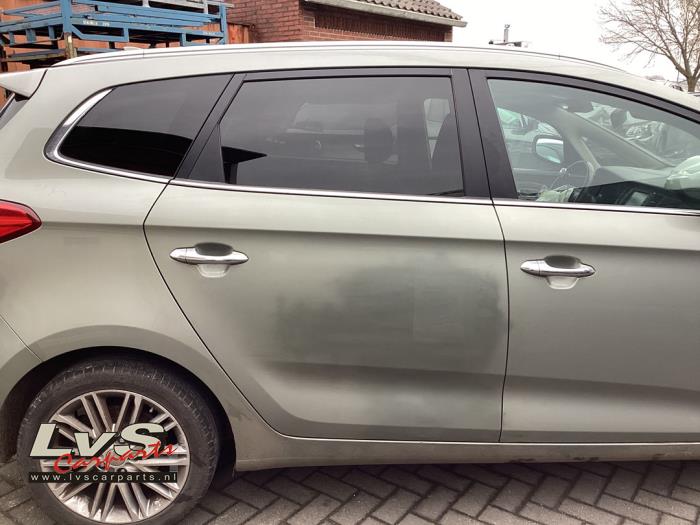 Kia Carens Rear door 4-door, right