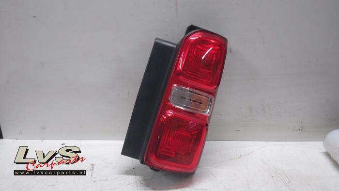 Peugeot Expert Feu arrière droit