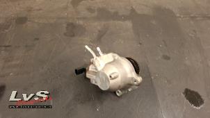 Gebruikte Brandstofpomp Mechanisch Ford Transit Custom 2.0 TDCi 16V Eco Blue 105 Prijs € 200,00 Margeregeling aangeboden door LvS Carparts