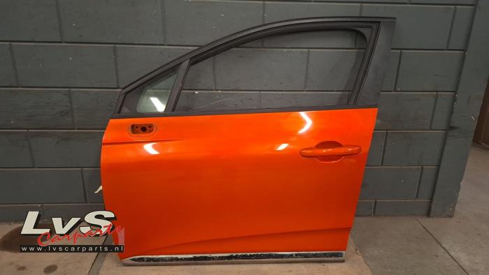 Renault Clio Door 4-door, front left