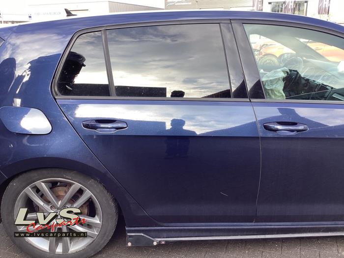 Volkswagen Golf Rear door 4-door, right