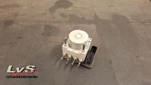 Gebruikte ABS Pomp Ford Fiesta 7 1.5 TDCi 85 Prijs € 75,00 Margeregeling aangeboden door LvS Carparts