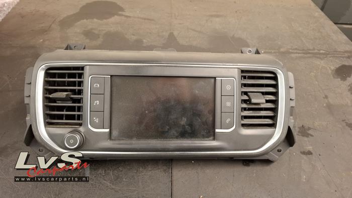 Peugeot Expert Navigation display