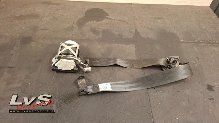 Volkswagen Polo Gordelspanner rechts