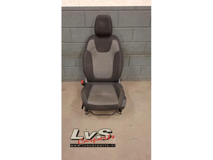 Opel Grandland X Seat, left