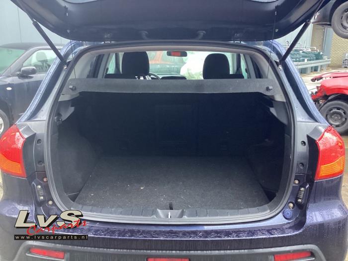 Mitsubishi ASX Hutablage