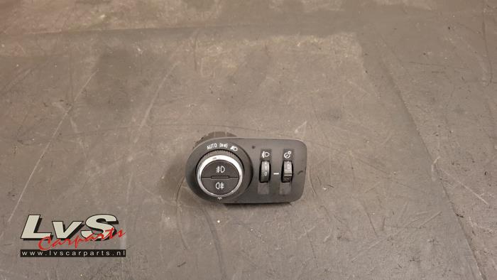 Opel Grandland X Light switch