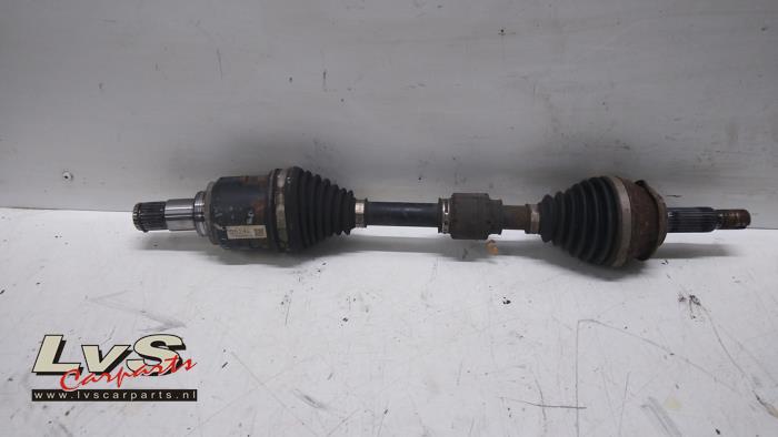 Toyota Auris Arbre de transmission avant gauche