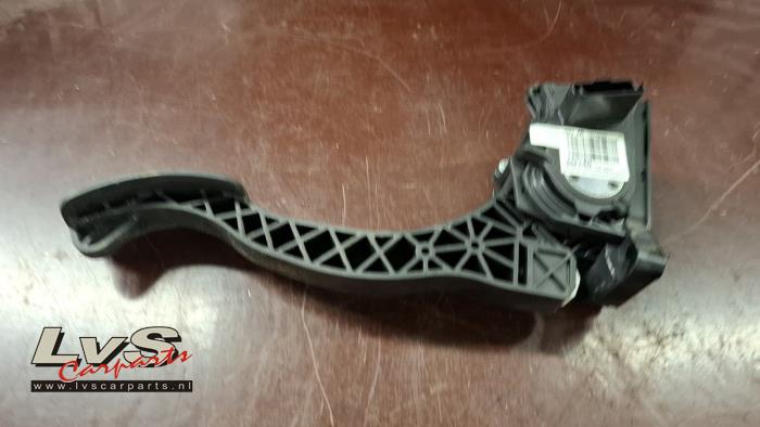 Peugeot Expert Gaspedaal