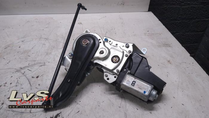 Mitsubishi Outlander Tailgate motor