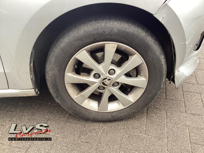 Skoda Citigo Velgen set + banden