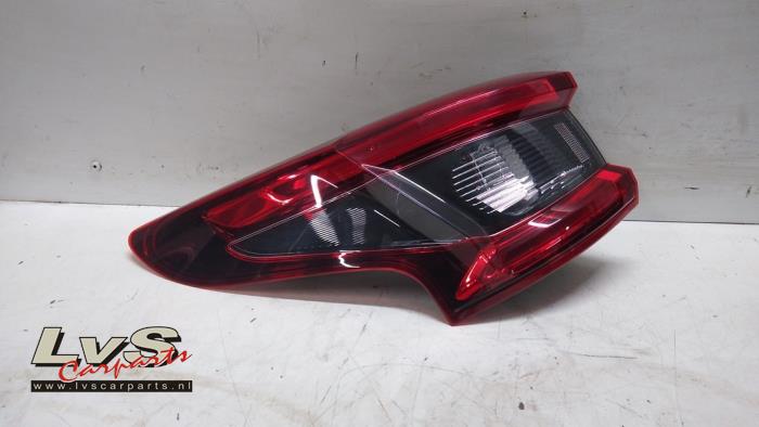 Nissan Qashqai Achterlicht links