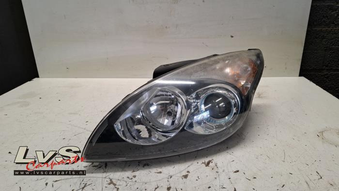 Hyundai I30 Headlight, left
