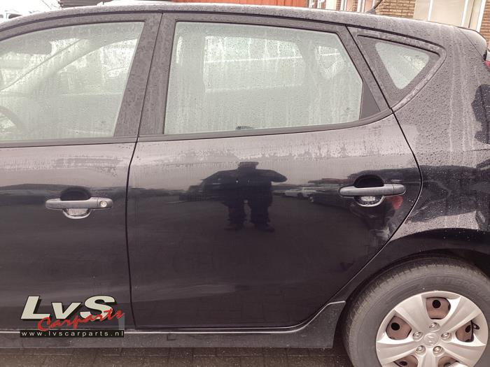 Hyundai I30 Rear door 4-door, left