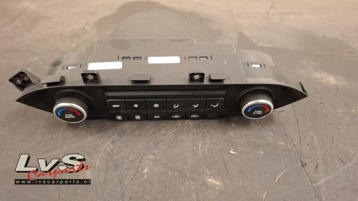 Kia Carens Airco bedieningspaneel