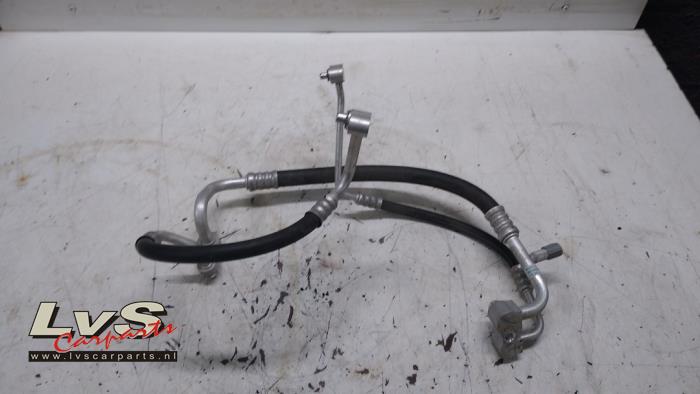 Opel Corsa Airco Leiding