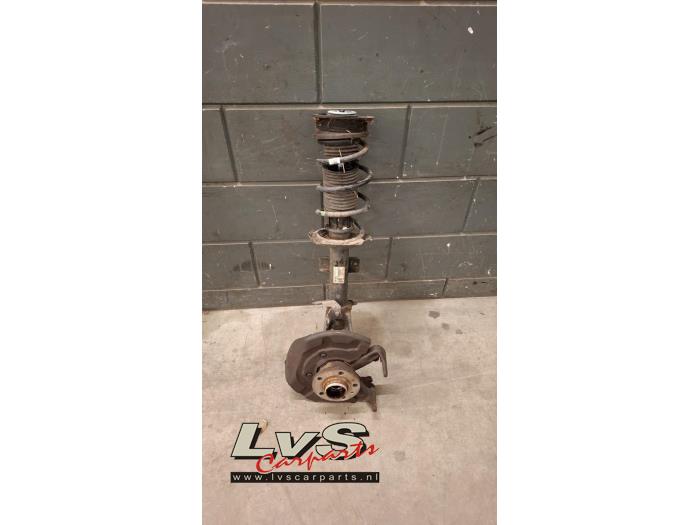 Volkswagen Polo Barre amortisseur avant droit