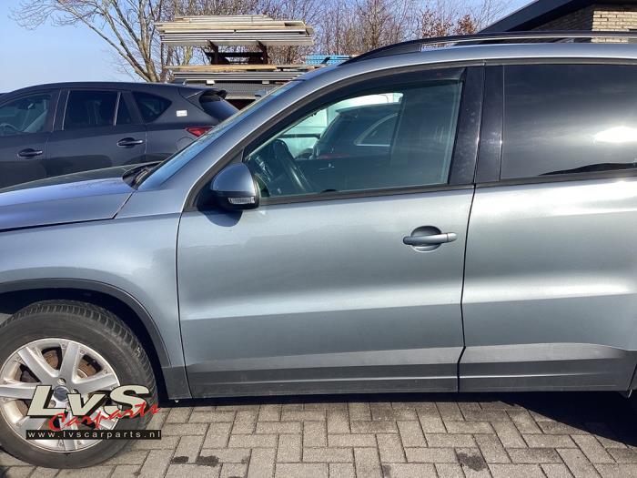 Volkswagen Tiguan Portière 4portes avant gauche